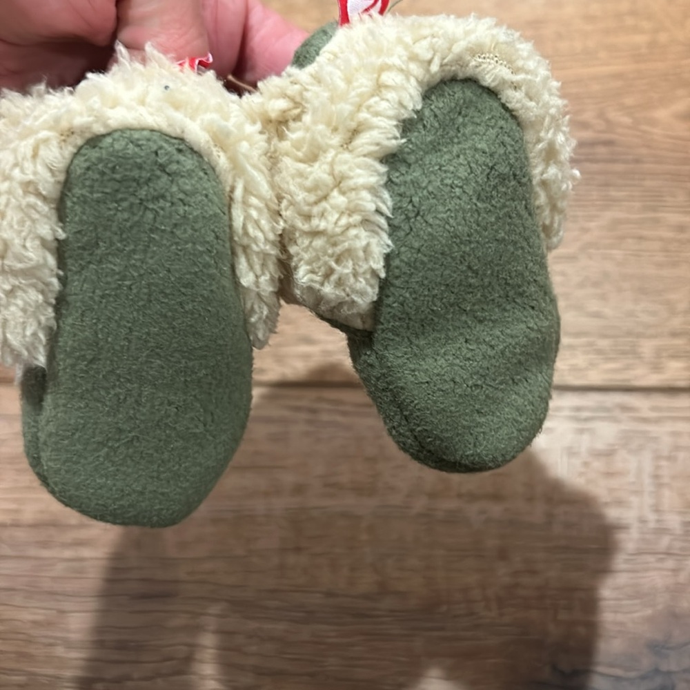 Zutano COZIE FLEECE BABY BOOTIE/Shoes 3M
Farm Buddies Frenchy Fox OrganicRattle - Picture 4 of 6